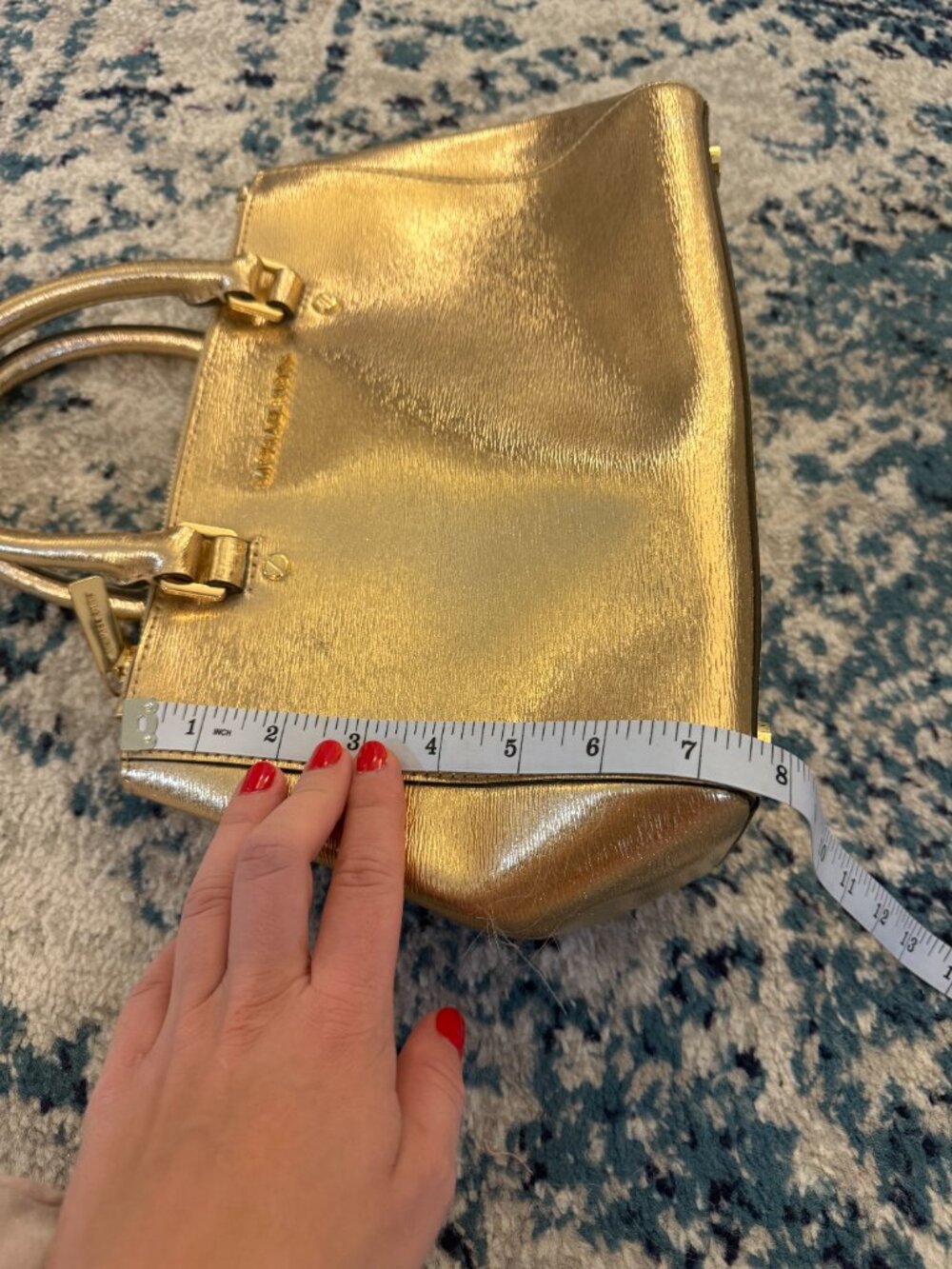 Michael Kors Gold Sutton Bag - Picture 9 of 10